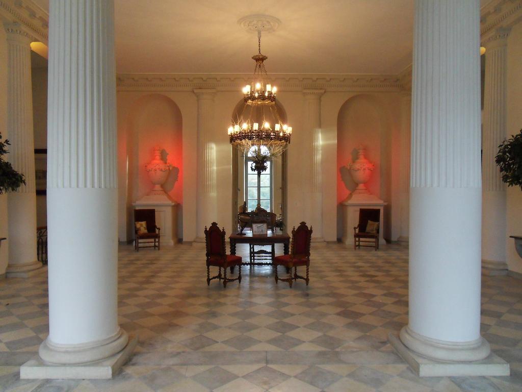 Chateau De Clermont-Saves Bed & Breakfast ลีส์-ชูร์แด็ง ภายนอก รูปภาพ